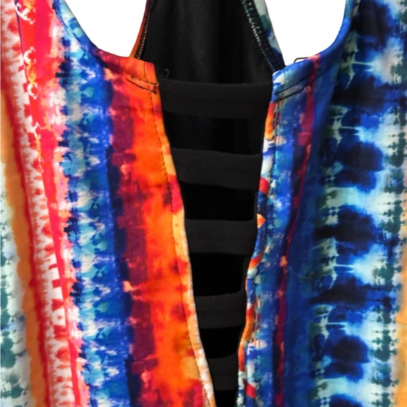 💚Vibrant print one piece swimsuit - Picture 3 of 4